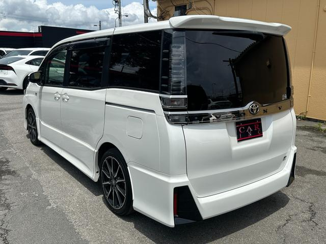 TOYOTA VOXY 2017 l ZS GR Sports